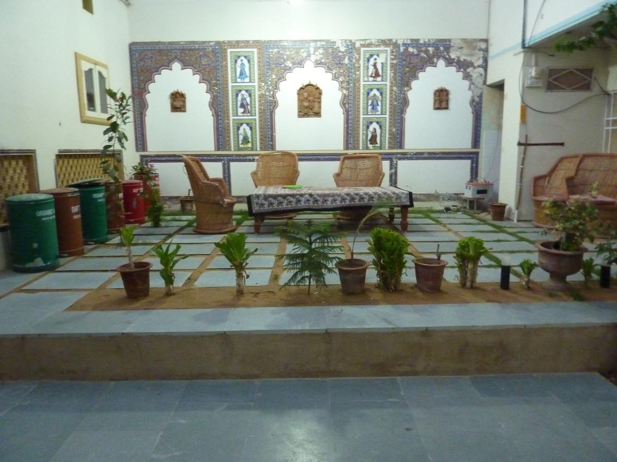 Tourist Pension Nawalgarh Ngoại thất bức ảnh